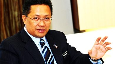 Photo of 资深医护都被挖走 前部长建议向新加坡索赔