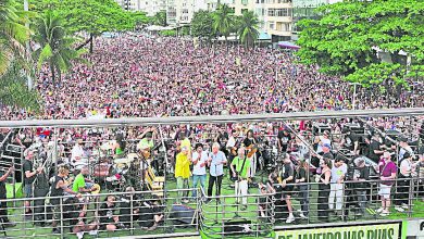 Photo of 巴西全国多地示威 反对特赦博尔索纳罗