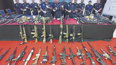 Photo of 扫荡枪击游戏捉41玩家 警起10万令吉仿真军火