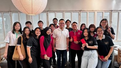 Photo of 沈志强宴请15名STPM满分生 每人获200令吉奖励