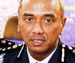 Photo of 【轿车坠河姐弟溺亡】伊斯兰高庭裁定两死者为穆斯林 按教规下葬