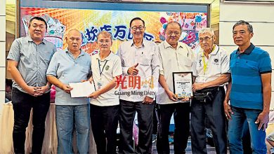 Photo of 四坎店万山庆中元 筹获700捐光育建校金