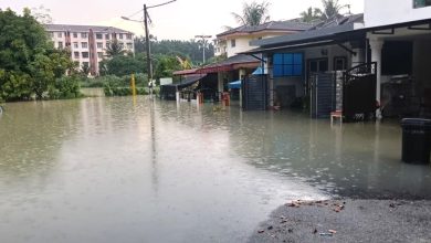 Photo of 午后大雨 加影 士毛月多区闪电水灾