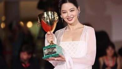 Photo of 辛芷蕾风光抱威尼斯影后