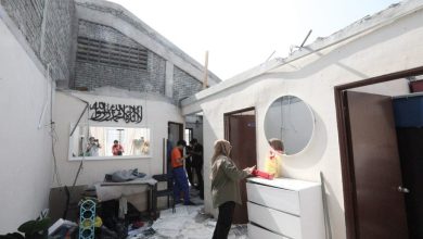 Photo of 狂风暴雨 屋顶飞走 屋主: 接受上天安排