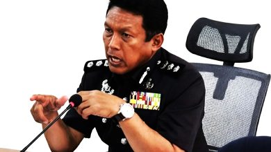 Photo of 文冬老妇遭诱骗提款  警通缉2嫌犯