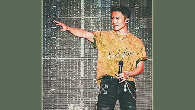 Photo of 谢霆锋开唱遇暴风雨 “可惜我不是谢停雨”