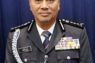 Photo of 警员巡逻遭嫌犯开枪刺伤 车内竟有女尸