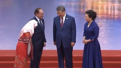 Photo of 旺阿兹莎拒与习近平握手 有人抨失礼 有人赞合理