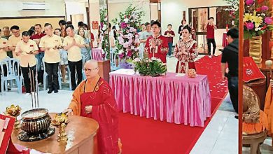 Photo of 陈家顺邹馨慧共结连理 有航法师主持佛化婚礼