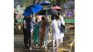 Photo of 【菲律宾6.9级强震】孕妇在撤离中分娩 医生冒雨路边接生” 母子平安”