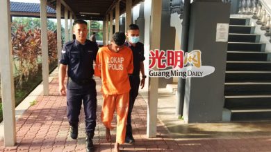 Photo of 组屋楼下持刀攻击 醉汉控持械伤人