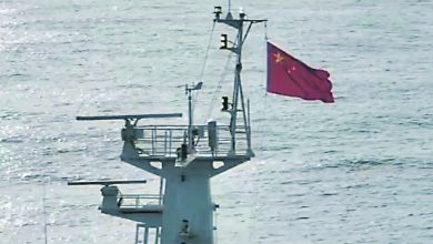 Photo of 宣示主权 中国海警黄岩岛升旗