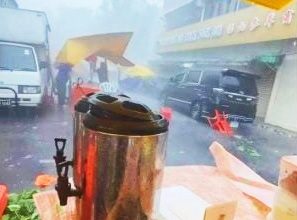 Photo of 雪隆昨遭暴风雨冰雹袭击 茶室棚架也掀飞