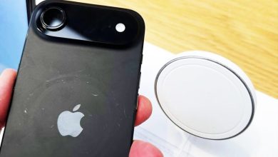 Photo of iPhone 17深色机背惊现刮痕 苹果悄悄“动手脚”补救！