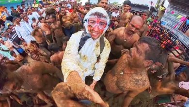 Photo of 百万YouTuber拍“泼屎节”惹怒印度人！ 挨轰歧视怒回：我没错