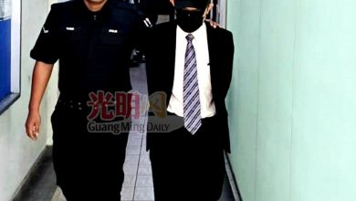 Photo of 命令脱衣原地跑 涉侮辱非礼2女 医生控4罪
