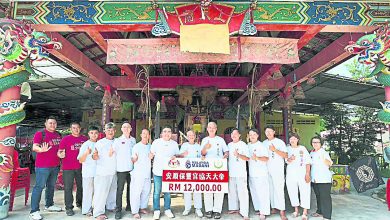 Photo of 倪可敏5万拨4九皇爷庙 吴家良:2万惠及40病患