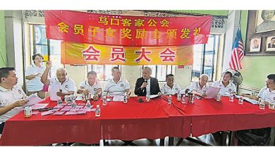 Photo of 马口客家公会拨50万资助 周美婧顺利毕业当牙医