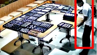 Photo of 搬桌打碎59万玉镯 20岁店员慌了 老板：不用赔！