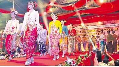 Photo of 【安顺福顺宫庆180周年】参与比赛走猫步 31女士娘惹装展风情