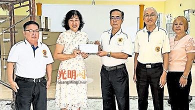 Photo of 火烧加基武吉老人院 玻紫阳阁捐5000助重建