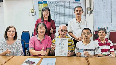 Photo of 别具意义生日礼物 少年等5年获公民权