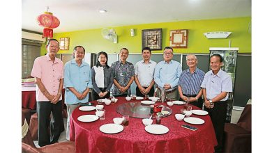Photo of 伍薪荣与华团领袖会面 交流森经济与华教课题