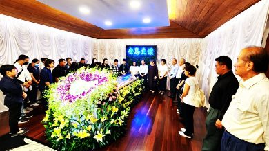 Photo of 丹斯里张晓卿爵士逝世〡唱《茉莉花》致敬 砂星洲同仁泪别社长