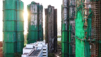 Photo of 香港五级大火〡 怕家人不好认尸握身分证披湿被　媳妇心疼：智慧老人