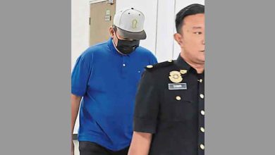 Photo of 控10收贿罪 海事机构官员万元保外