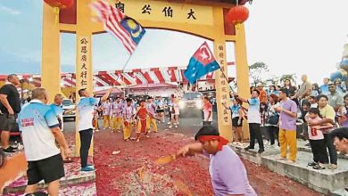 Photo of 亚逸文满大伯公庙  逾千人游神场面浩大
