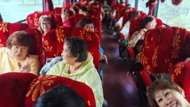Photo of 合艾大水灾| 租巴士开心出门 他们30人滞留酒店