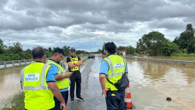 Photo of 全国水灾| 南北大道日得拉段水淹封路 司机需改道行驶