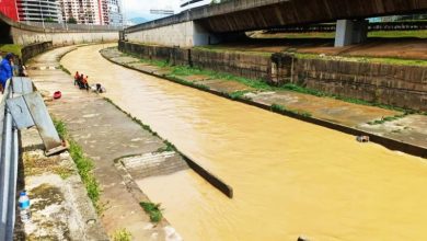 Photo of 【河水骤涨冲走工头】巴生河水位降至安全线 搜救队重返河道
