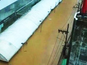 Photo of 泰南大水灾 传一受困游客罹难