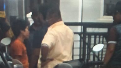 Photo of 疑不堪压力 菲佣持刀伤雇主母子