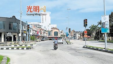 Photo of 太平都拜政府诊所前 2交通灯失灵近一个月