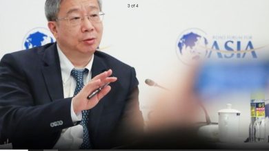 Photo of 人行前行长易纲等9高官去职 《星岛》:因中共强力整治“裸官”
