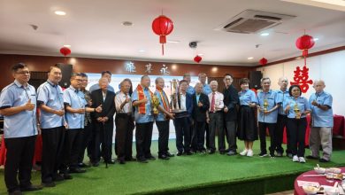 Photo of 槟最杰出华校校友会首长杯 曹观友: 开源节流奏效 明年拨6500万充乐龄金