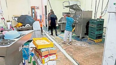 Photo of 无牌营业接千元罚单 汉堡肉加工厂被令关