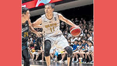 Photo of 居主全场缠斗黑鸢 马男友赛8分输球