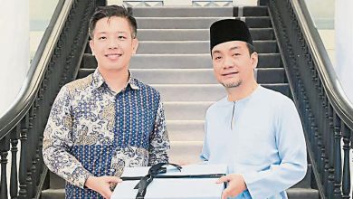 Photo of 柔大臣接待狮城陈圣辉 商改善跨境便利