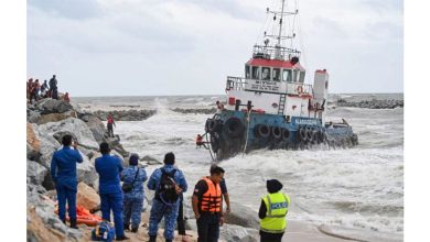 Photo of 拖船遇巨浪搁浅 6印尼船员获救
