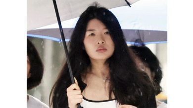 Photo of 为掩盖男友酒驾 女干扰警酒测罚款逾3万