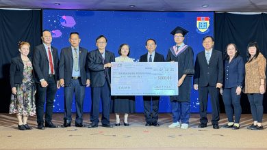 Photo of 陈荣发: 庄秀贞为校友典范 饮水思源回馈新民独中 