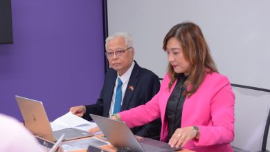 Photo of 前首相依斯迈 通过博士口试