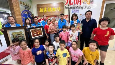 Photo of 胡仙麟捐4油画拍卖 善款全捐积善社