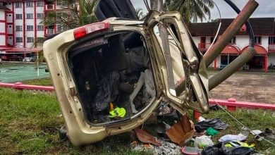 Photo of Avanza载8人撞电杆 酿2死6伤