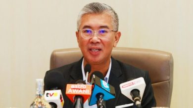 Photo of 赛夫丁等3部长料明宣誓连任上议员 赛夫鲁今届满退任